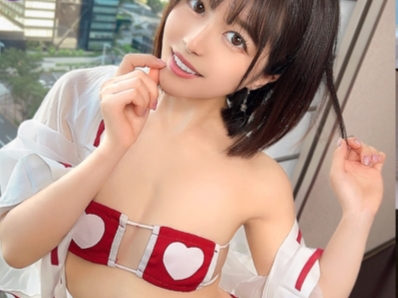 【巫女コス美少女の淫らな儀式】キュートな巫女さんが濃厚セックスで乱れまくり！『イッちゃうー！』と喘ぎながら、純白のパンツを濡らす美少女。コスプレ姿で淫らに腰を振り、神様もビックリの淫靡な儀式♡