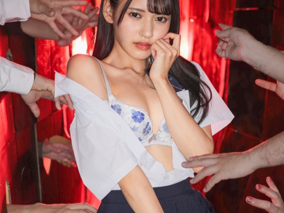 【コスプレ美少女】『こんな格好でエッチなんて…』圧倒的美少女が様々なコスプレで大胆に！キュートなカラダをフル活用し、シチュエーションごとに感じまくる！制服、メイド、ナース…どんな姿でも可愛すぎる彼女が、恥じらいながらも乱れる姿は必見！