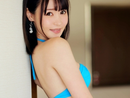 【色白美ボディお姉さん】『もっと激しく…』騎乗位で腰振りまくる!ねっとり濃厚セックスで乱れ狂うお姉さんの色白ボディがエロすぎる♡
