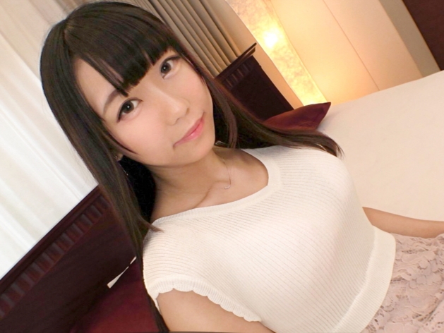【キュートな美尻美少女】『気持ちいい…もっと…』スレンダーなカラダをネットリと絡ませ、濃厚セックスに悶えまくる！美尻を揺らしながら、快感に溺れる姿がたまらない！！♡