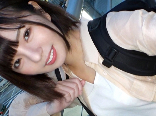 【敏感パイパン少女】『やだ…濡れちゃう…』無毛マ○コの美少女が手マンでメス汁大噴射！ぐっちょり濡れたアソコでチ○ポを咥え込み、激ピストンでイキ乱れる！♡