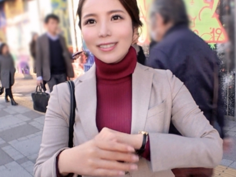 【美脚巨乳お姉さんをゲット！】街で見つけたスタイル抜群のお姉さんをナンパ！黒パンストを破いて、ムチムチの美脚と巨乳を独り占め！エッチなおマンコを激しく突きまくって、感じまくる姿がエロすぎる！♡