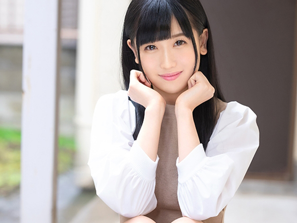 【お宅訪問】21歳ウブ美少女が素人男性と初対面で即キス♡ 緊張しながらもフェラご奉仕する姿が可愛すぎて、我慢できず生挿入！！ 純粋な反応がエロすぎる！