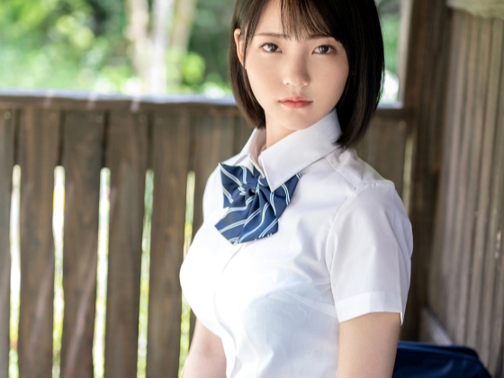 【制服美少女の甘酸っぱい乱れ】キュートすぎるJKが制服姿で大胆に!アオハル全開のセックスで、甘酸っぱい汗と吐息が交錯する…制服の下は敏感ボディで、アツい夜に乱れまくる!♡