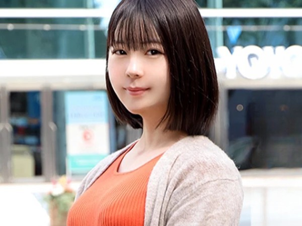 【禁断の不倫】欲求不満な人妻が仕事のストレスを晴らすためAV出演!性欲剥き出しの奥様が濃厚なセックスで乱れまくり、夫以外の男に溺れる!