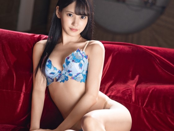 【激カワ美少女の悶絶セックス】『気持ち良すぎる…』華奢なカラダを震わせ、肉棒でズボズボ突かれる度に可愛い声で喘ぐ!めちゃくちゃカワイイ顔と乱れる姿に、勃起が止まらない!♡