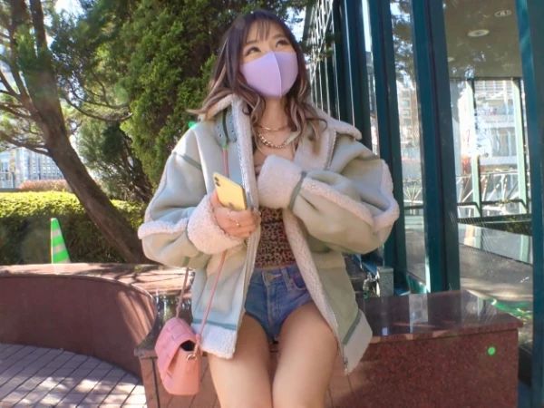 【ギャル3P乱交】『もっと激しくして！』美ボディエロギャルがコスプレで過激3Pセックス！美脚を震わせて乱れイク姿に興奮！特濃精子を顔にぶっかけられ大興奮！！