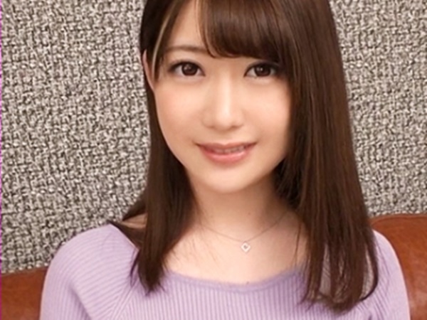 【性欲旺盛なお姉さん】美人でエロいお姉さんがチンポをしゃぶらされ大興奮！マンコを濡らし、チンポを求めてヒクヒク♡我慢できずにセックス懇願！！